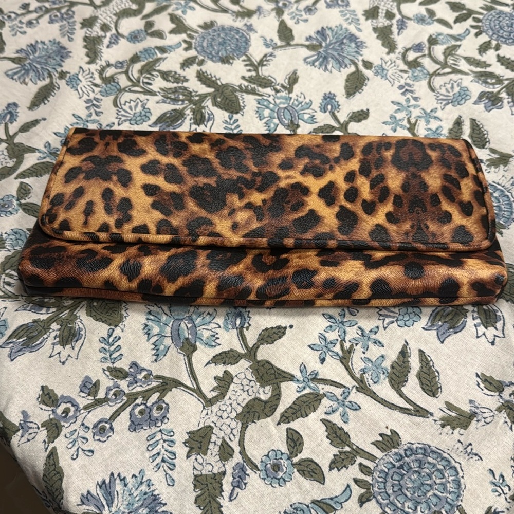 RSVP leopard clutch